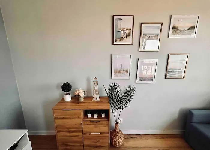 شقة Urocze Z Widokiem Na Morze *